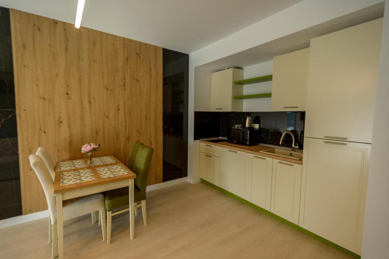 Plazza Mamaia Nord Aparthotel Navodari Ngoại thất bức ảnh